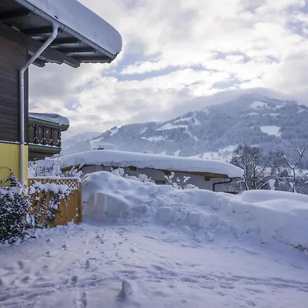 Latina, Brixental Tirol, Nun -10 Prozent Fuer Restzeiten!